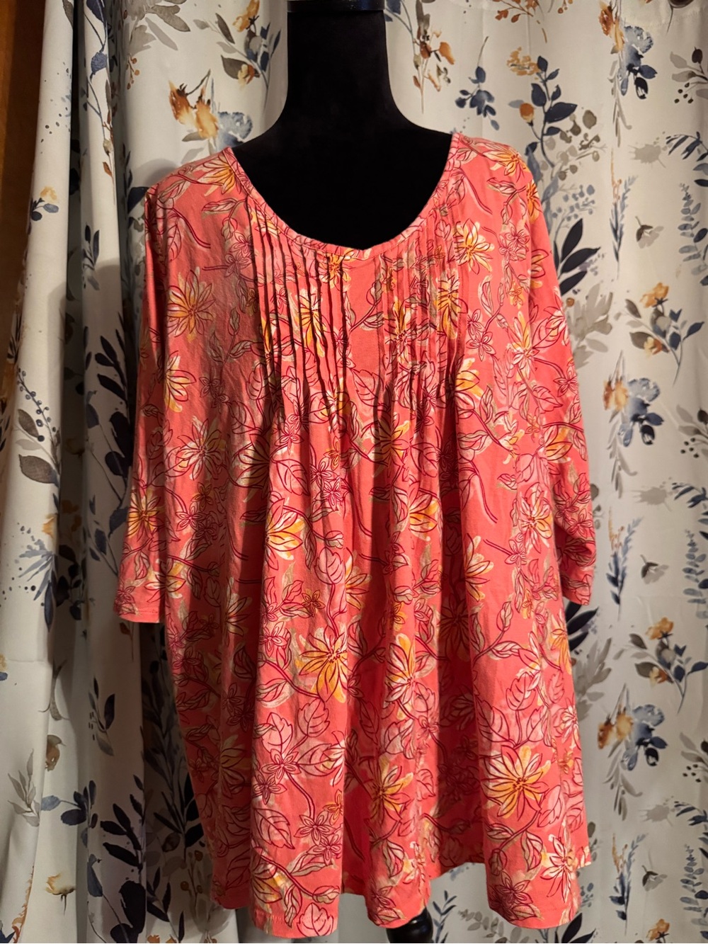 Woman Within Coral Floral Pintuck Tunic Top Size 1X 22 24 C3